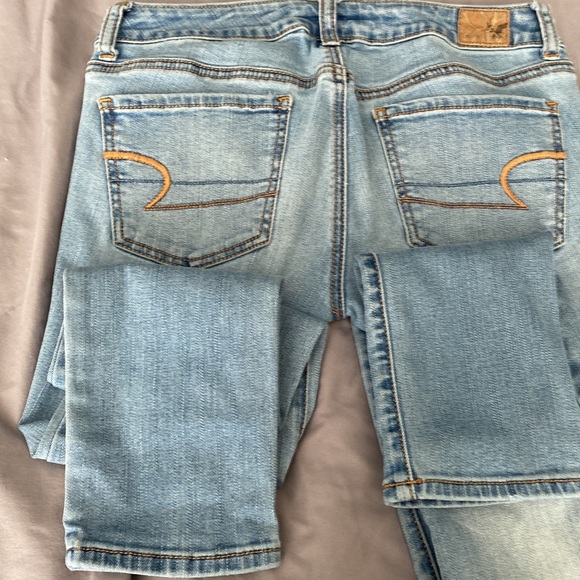 American Eagle jeans, Size 4 - Picture 3 of 3